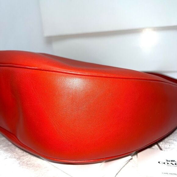 🔥🌷NEW! Coach NOMAD Hobo Handbag Burnished Leather Carmine Orange Msrp:$495.00 - Picture 6 of 11